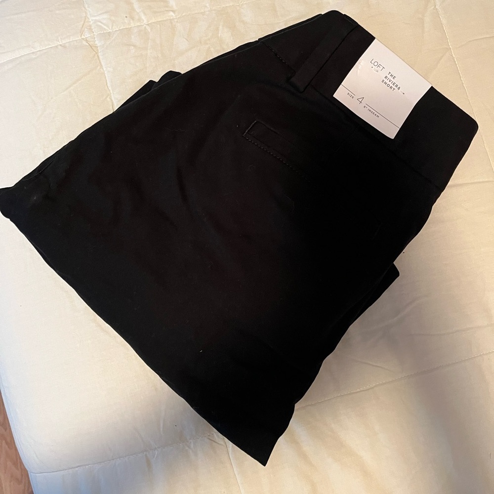 NWT loft Rivera short. Never been worn.